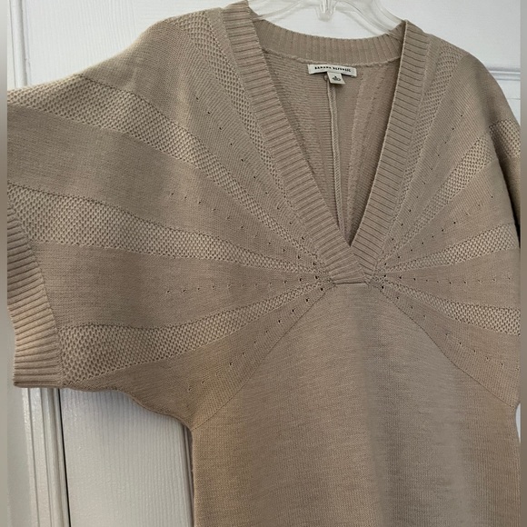 Banana Republic fitted wool tan sweater dress - Picture 5 of 6